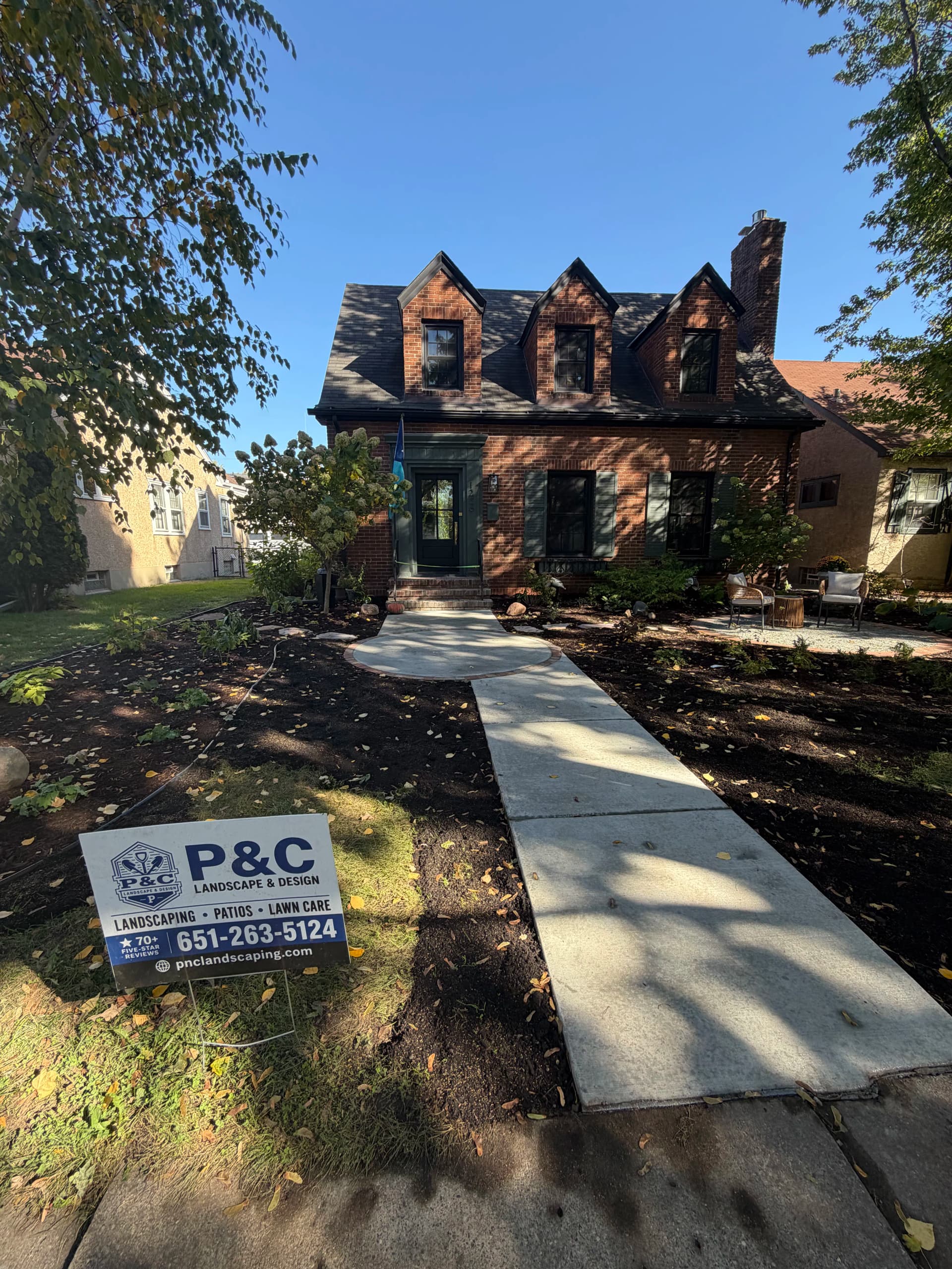 Gallery photos for Front Yard Landscape Design with Granite Patio and Brick Edging: Image #7