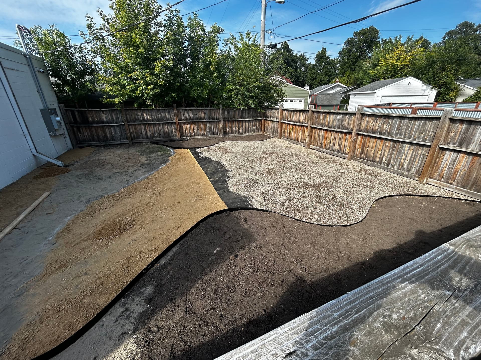 Gallery photos for Flagstone Patio and Landscape Design for Blondeluxe Salon: Image #2