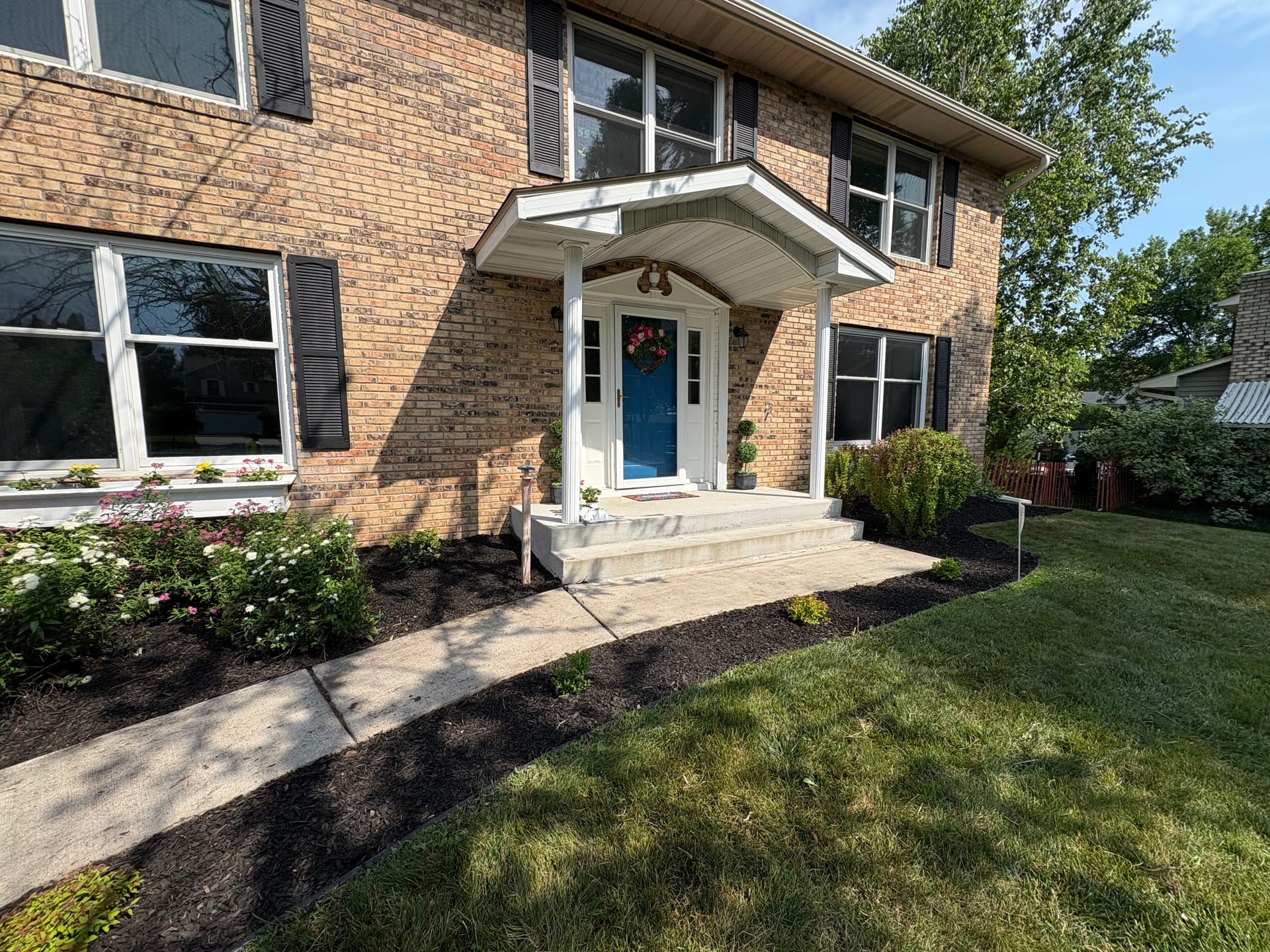 Gallery photos for Fresh Mulch and New Plantings That Actually Boost Curb Appeal: Image #3