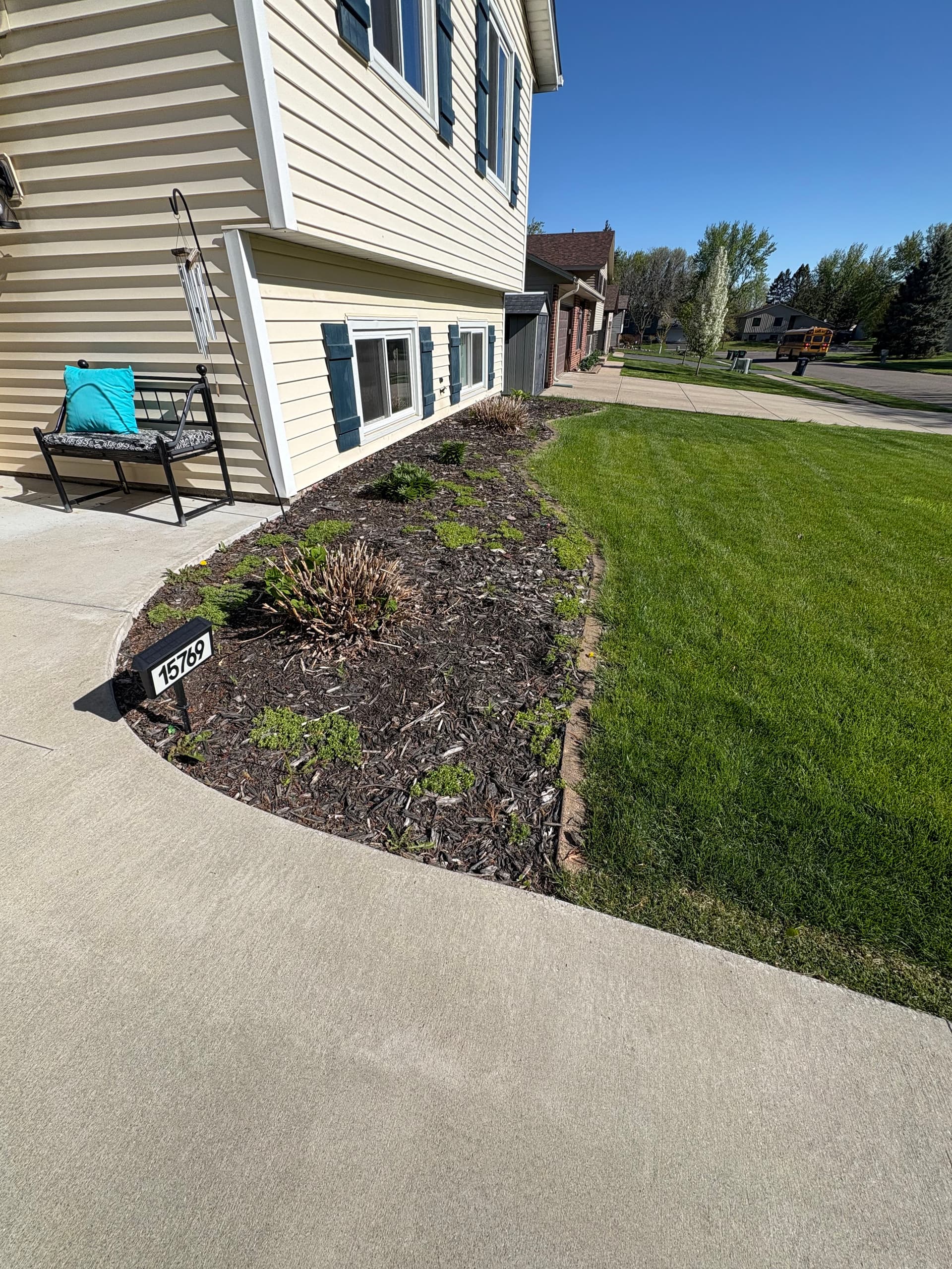 Charcoal Paver Edging and Black Mulch Done Right in Apple Valley image